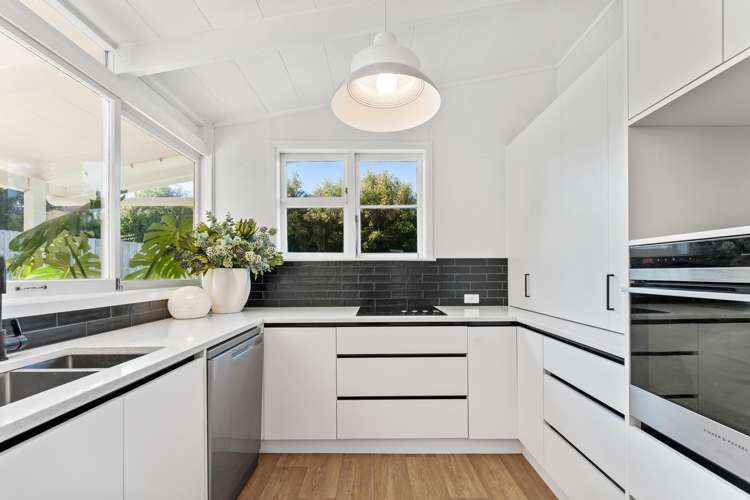18 Penton Road Stanmore Bay_2