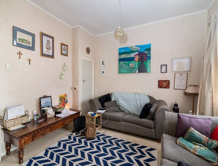 2a Grey Street Glenholme_3