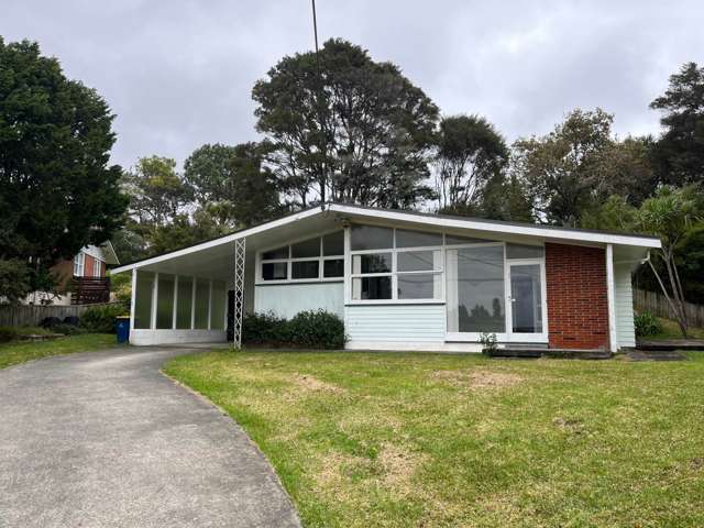 Mid-Century Modern Magic on Glengarry!