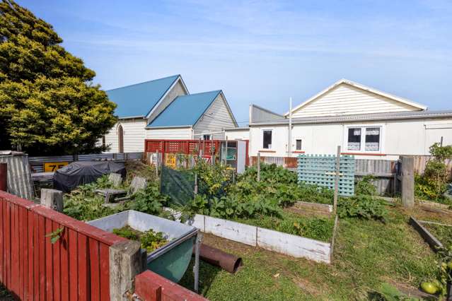 75 & 79 Egmont Street Patea_2