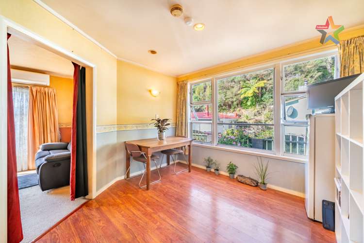 21 Thomson Grove Stokes Valley_7