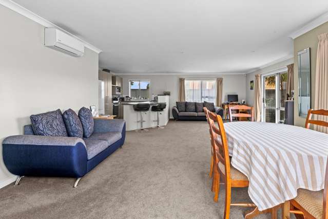 3a The Esplanade Westshore_2