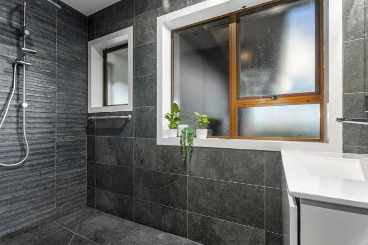 97 East Bank Road Thornton_22