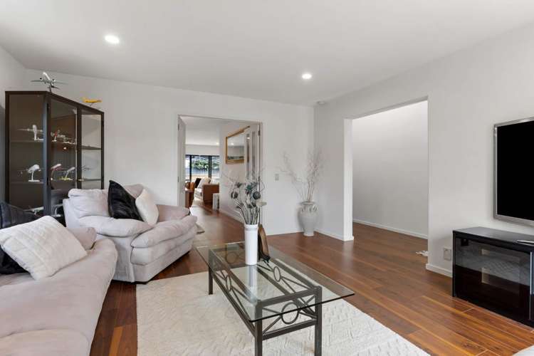 89 Baverstock Road Flat Bush_9