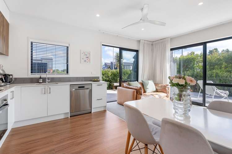 49 Waka Moana Drive Hobsonville_10