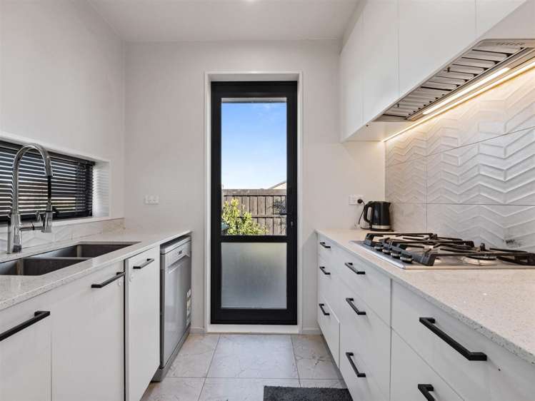 1 Talon Drive Rolleston_6