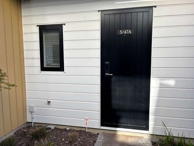 5/47A Huntington Drive Huntington Park_9