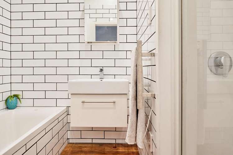 44 Kahu Road Paremata_18