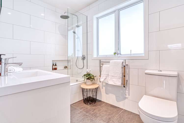 11 Meredith Street Blockhouse Bay_16