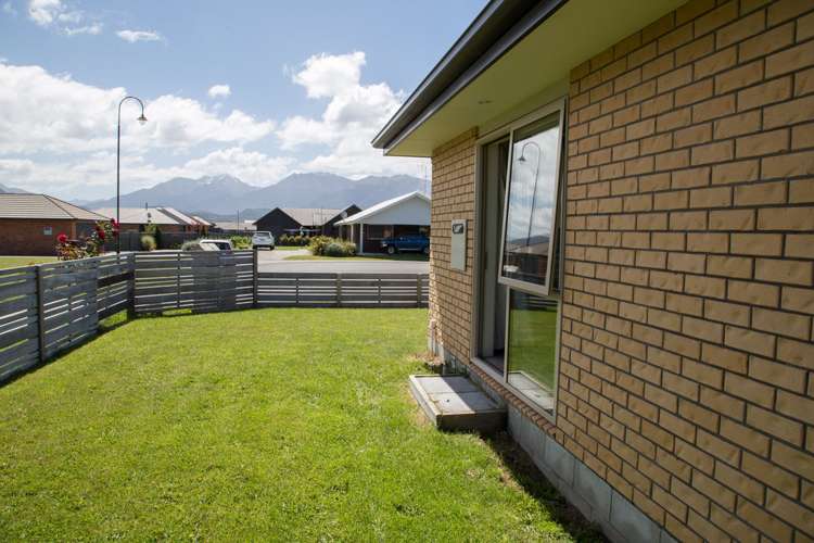 19 Broughton Place Te Anau_22