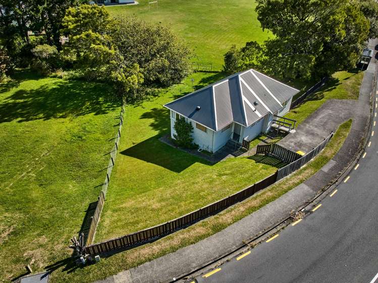 174 Mungavin Avenue Cannons Creek_6