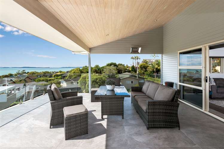 7 Paisley Street Mellons Bay_20