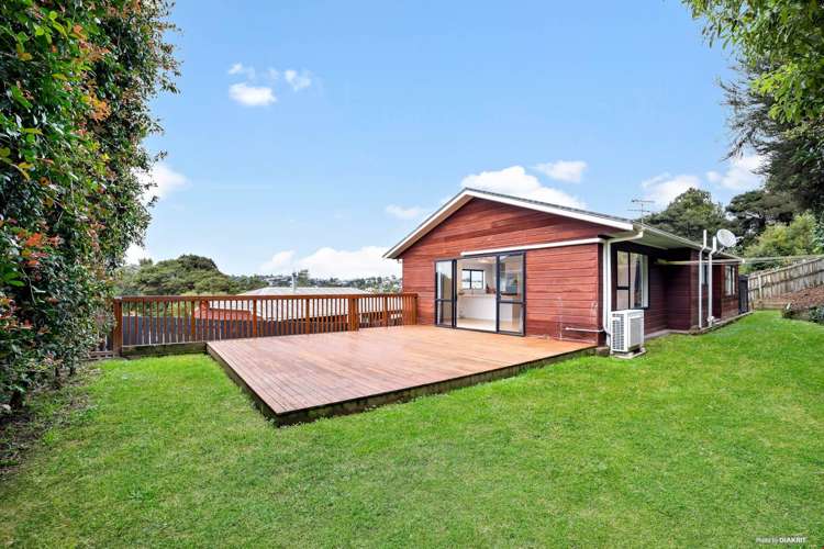 2/25 Witheford Drive Bayview_7