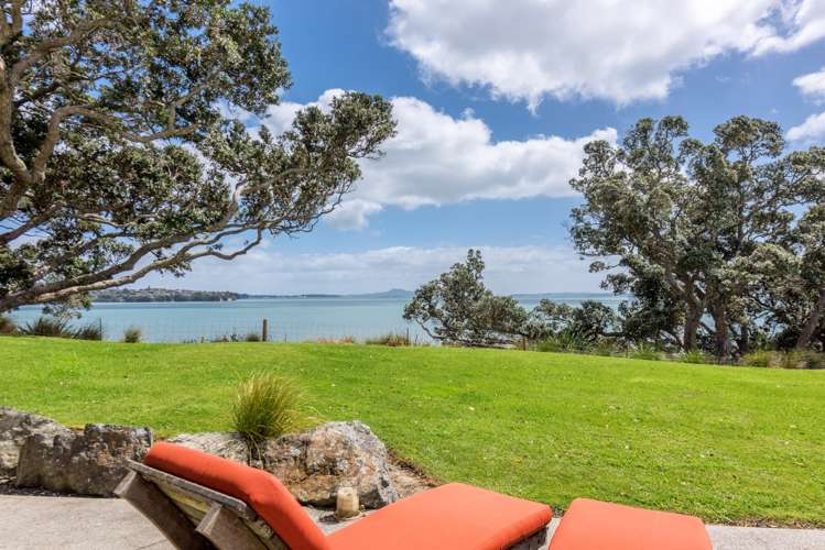 389 Clifton Road Whitford_11