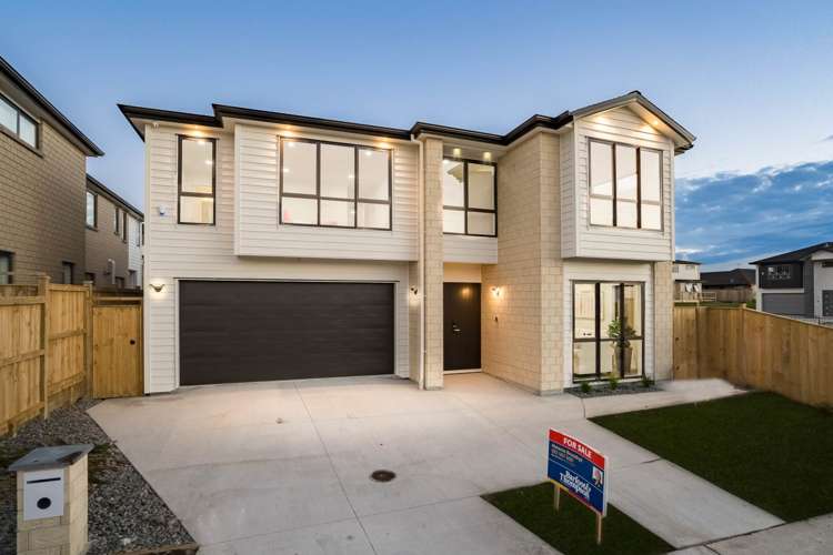 27 Tir Conaill Avenue Flat Bush_0