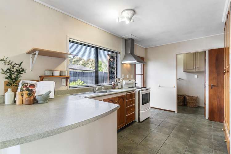 11 Frank Evans Place Henderson_8