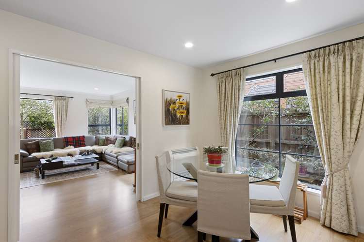 7 Octavius Lane Sockburn_19