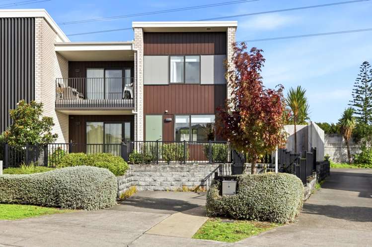 8/18 Titoki Street Te Atatu Peninsula_21