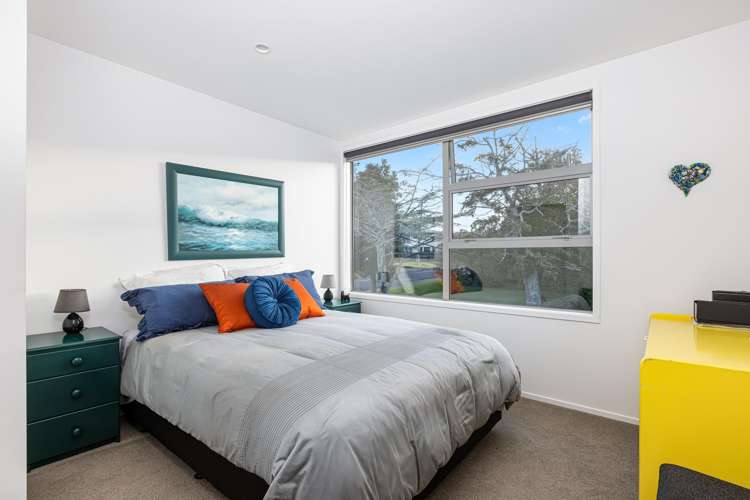 202 Vipond Road Stanmore Bay_14