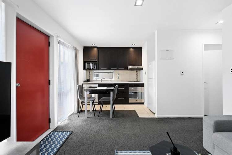 16C Dowding Street 1107_3