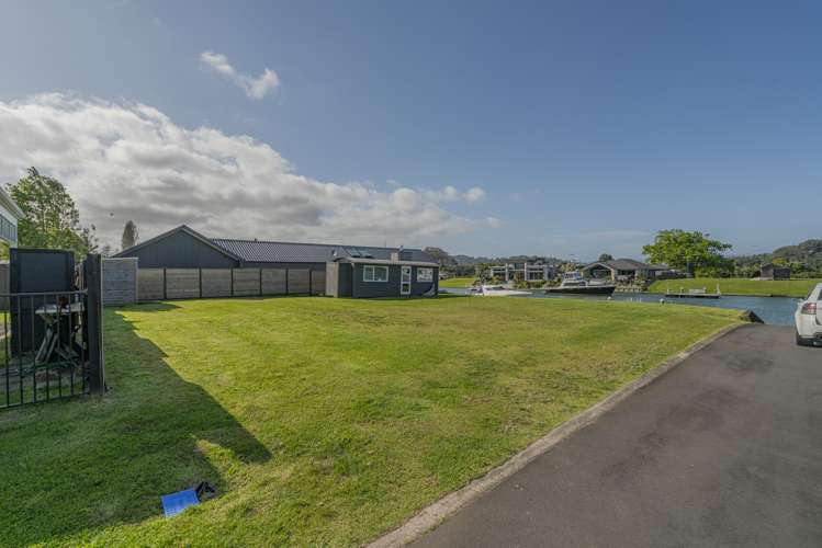 147B South Highway Whitianga_5