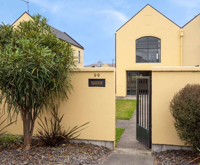 Inner Circle Townhouse
