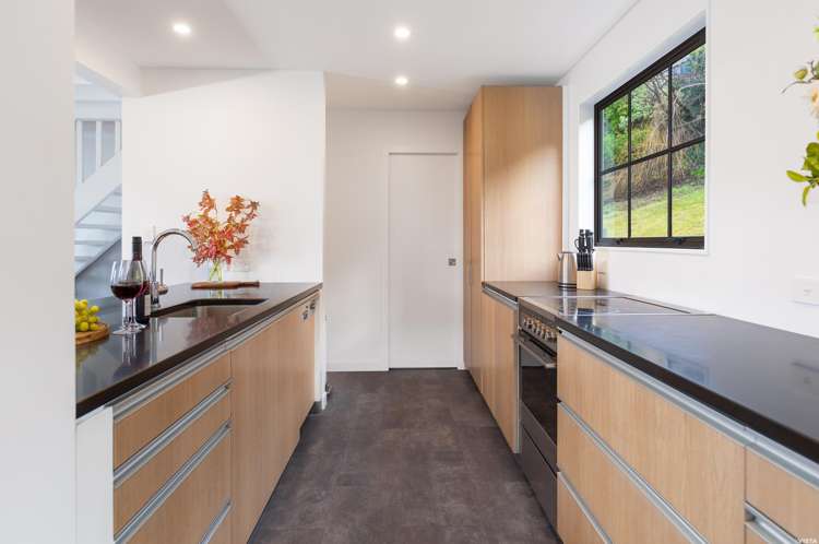 136 Fernhill Road Fernhill/Sunshine Bay_7