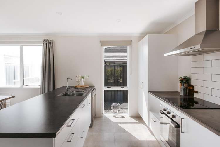 66 Tabraham Crescent Pyes Pa_5