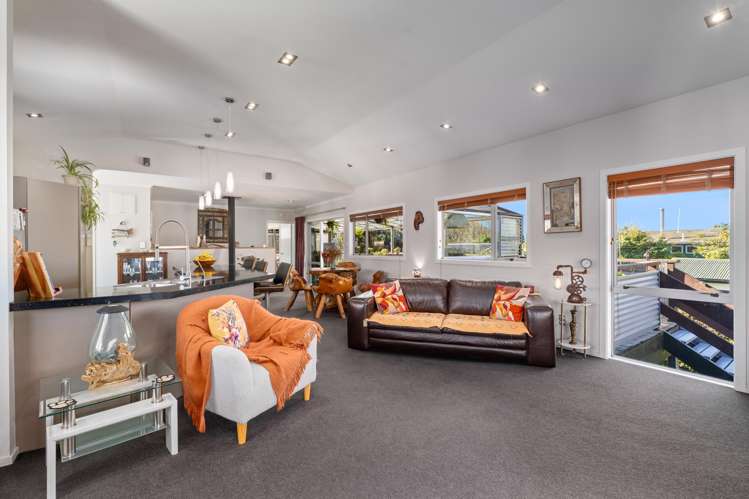 14 Beach Road Waikawa_6