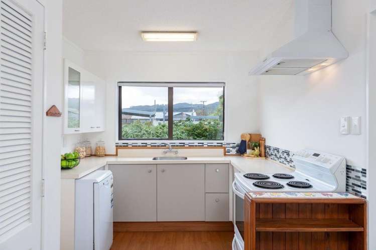 21B Ward Street 11322_7