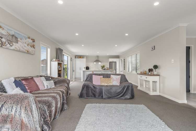 4 Waghorn Street Pyes Pa_13