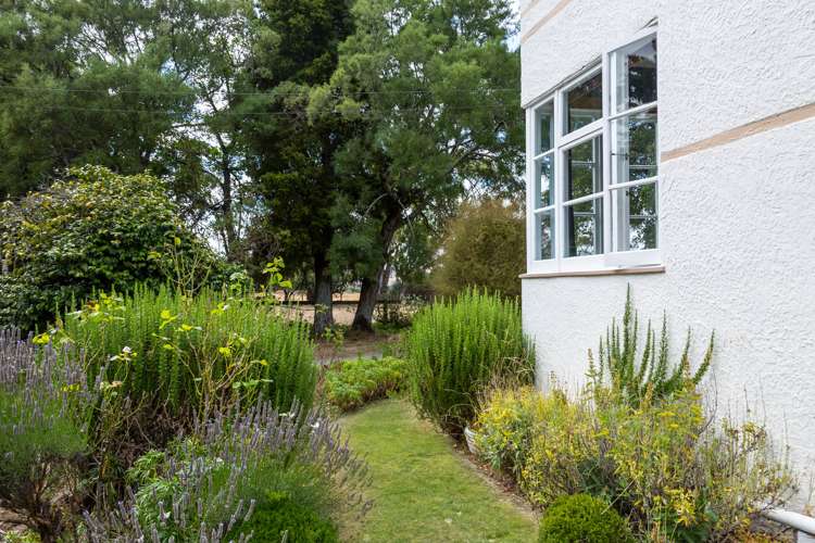 299 Bidwills Cutting Road Greytown_21