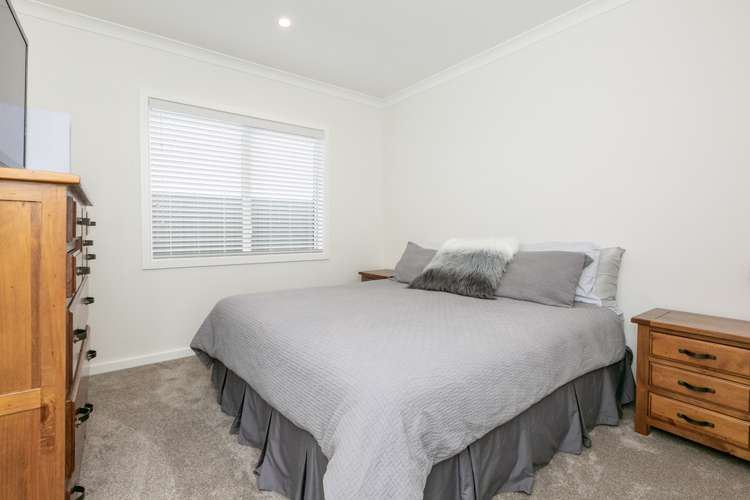 23 Aspiring Drive Poraiti_13