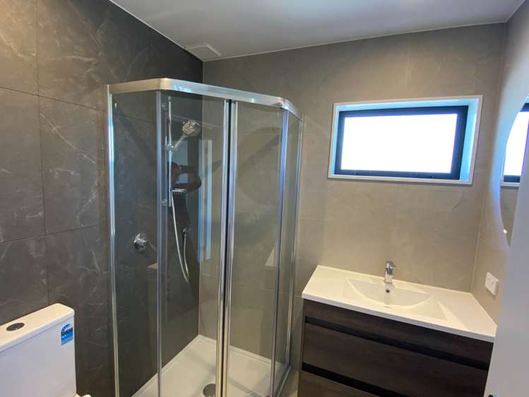 203/7 Newelm Lane Flat Bush_6