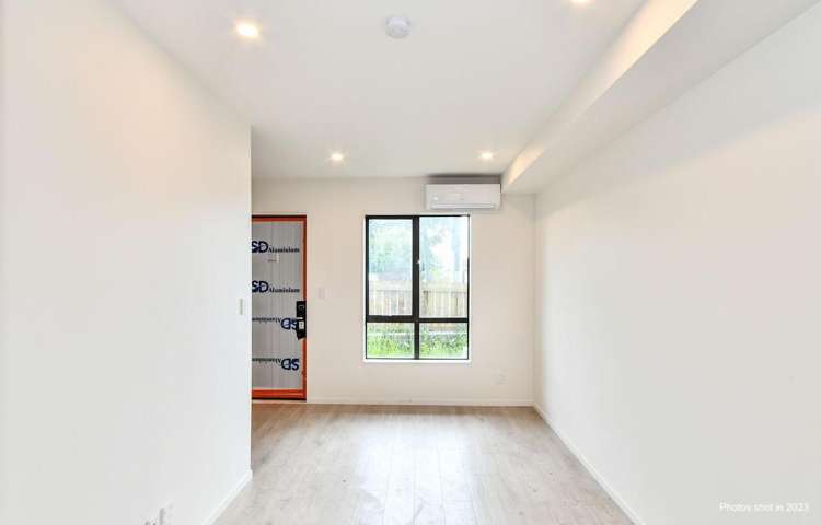 2/3226 Great North Road New Lynn_8
