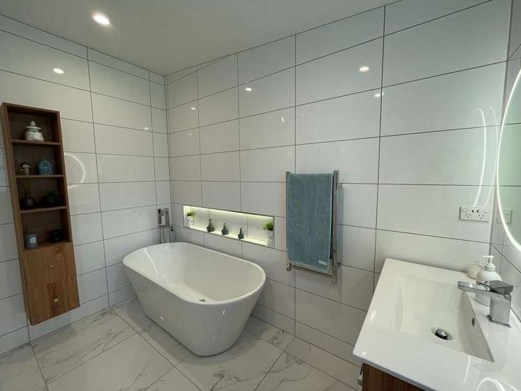 6 Fendalton Crescent Pinehaven_11