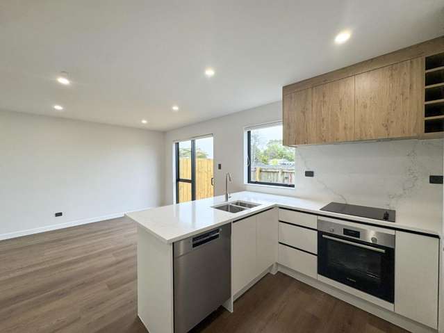 3/20 Luke Street 10057_2