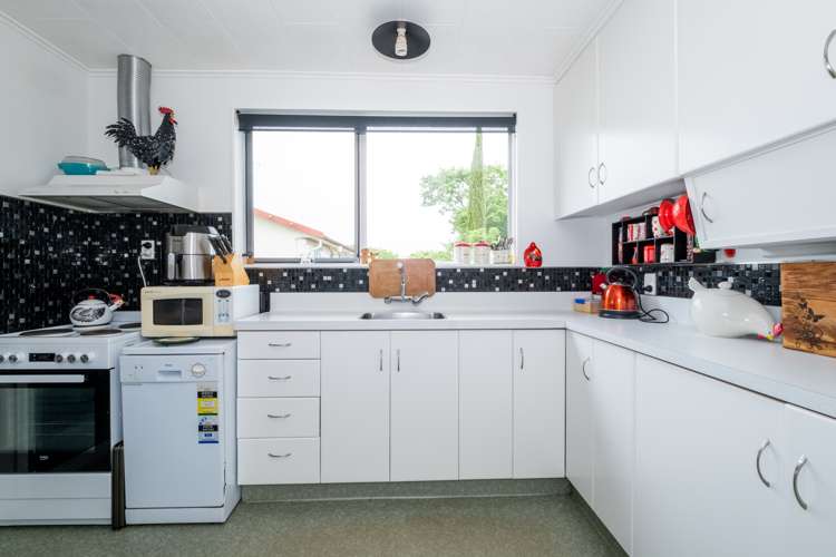 1/61 Evans Street Waimataitai_21