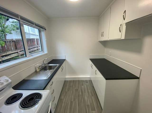 4/21 Clonbern Road Remuera_4