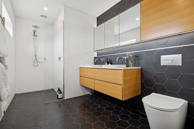 83 Ngataringa Road Devonport_20