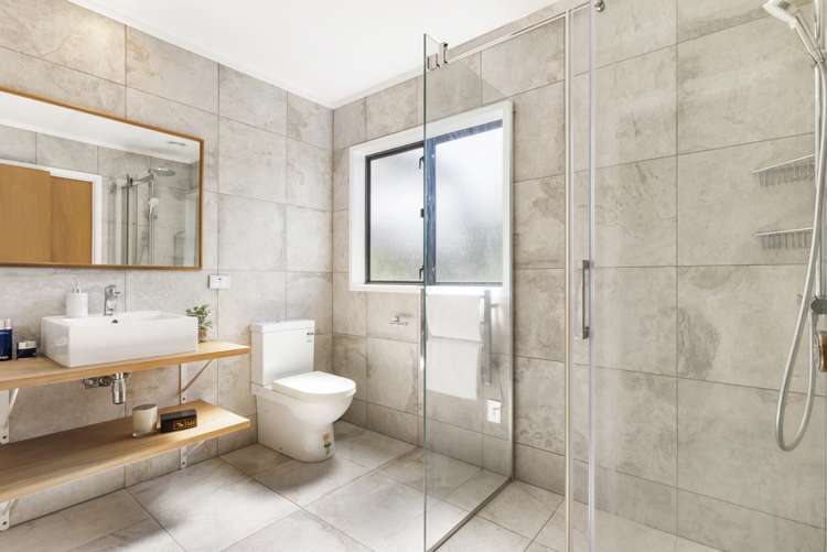 17 Sunnylaw Place Glen Eden_12