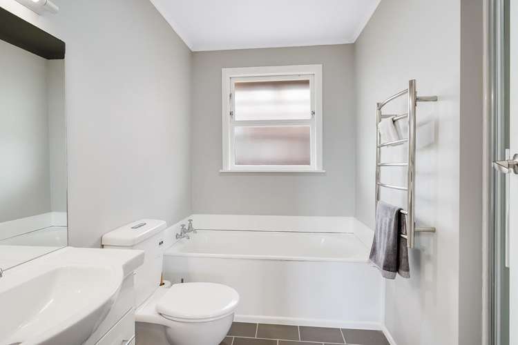 9 Lovelock Place 1053_11