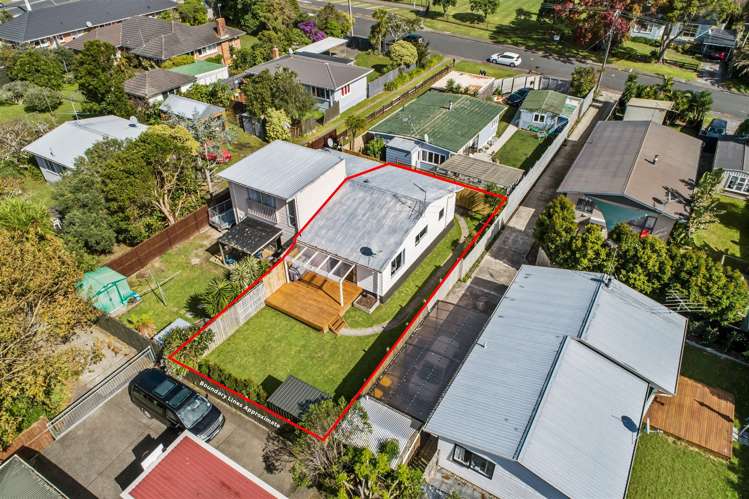 2/49 Tramway Road Beach Haven_13