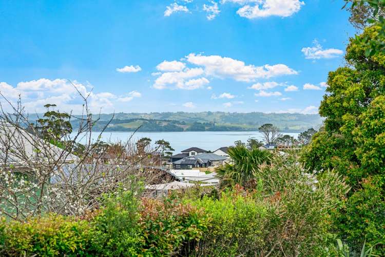 2 Brigitte View Snells Beach_16