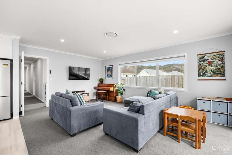 61A Shearer Crescent Naenae_4