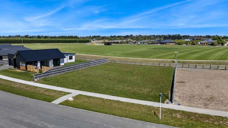 16 Plover Avenue Amberley_8