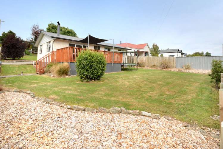 38 Irvine Street Lawrence_12