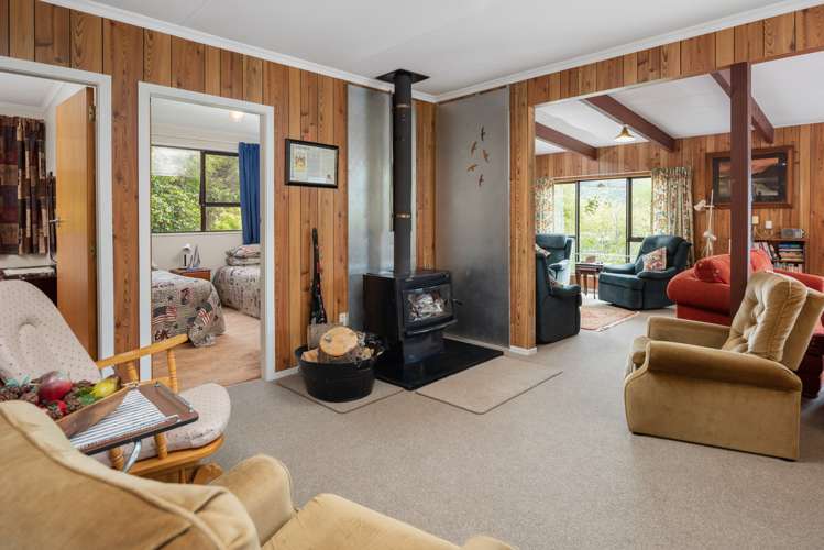 1716 Queen Charlotte Drive Anakiwa and Surrounds_8