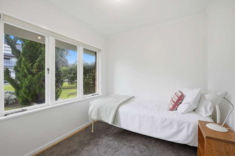 2/10 Northboro Road Hauraki_13