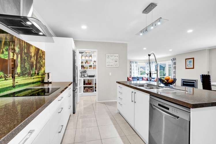 16 Ryder Drive Waiwhakaiho_10